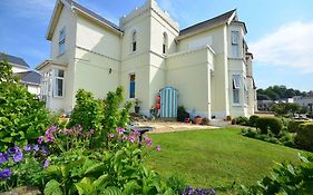 Heatherleigh Studio Flat